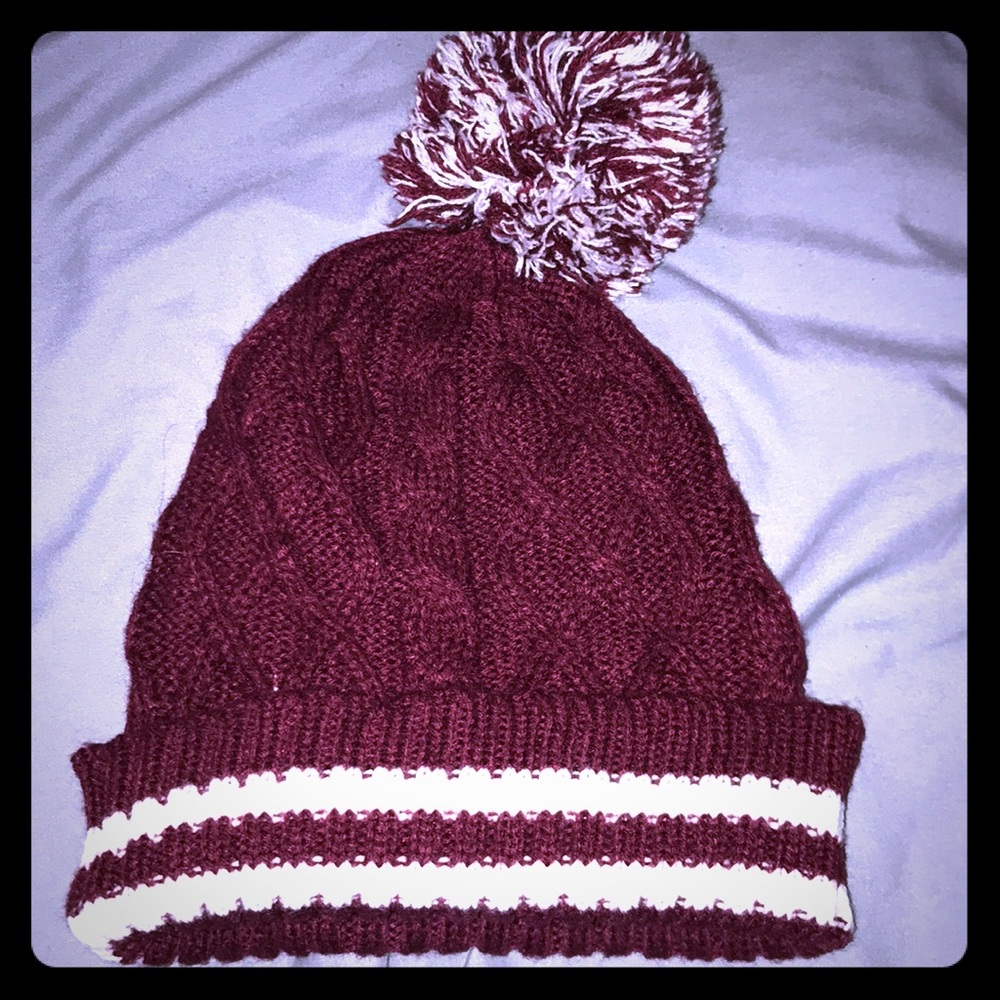 Maroon beanie